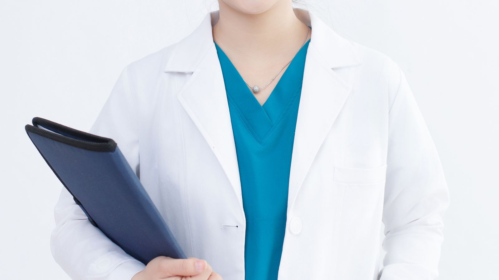Ba nhóm nguyên nhân: nấm, vi khuẩn, trùng roi Ba nhóm nguyên nhân: nấm, vi khuẩn, trùng roi